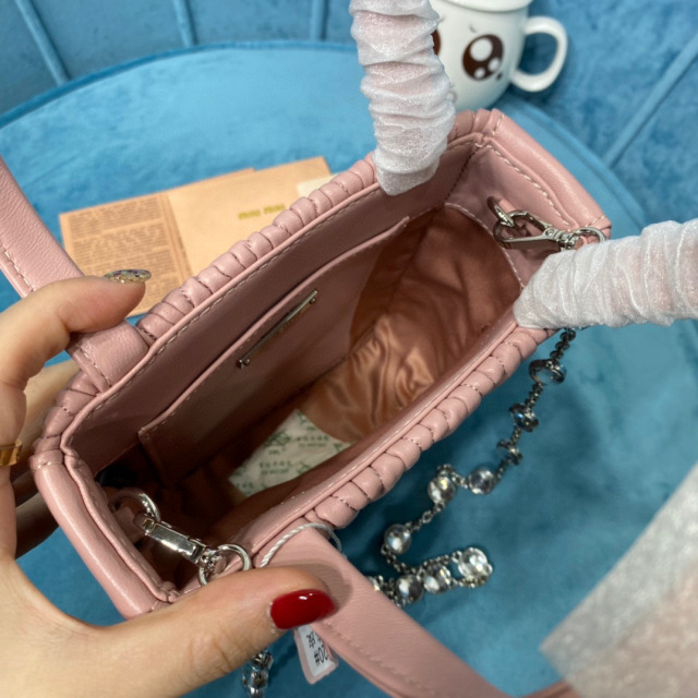 Miumiu  Single shoulder bag Size：18*15*5cm