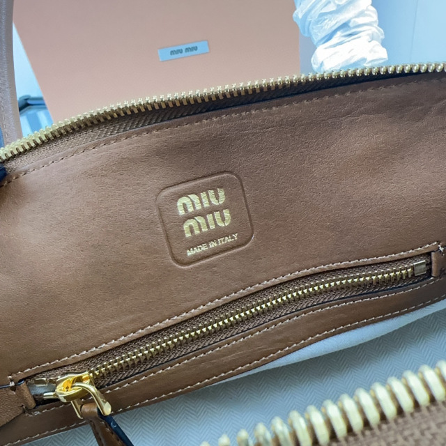Miumiu Handtasche Größe: 33*17*11cm