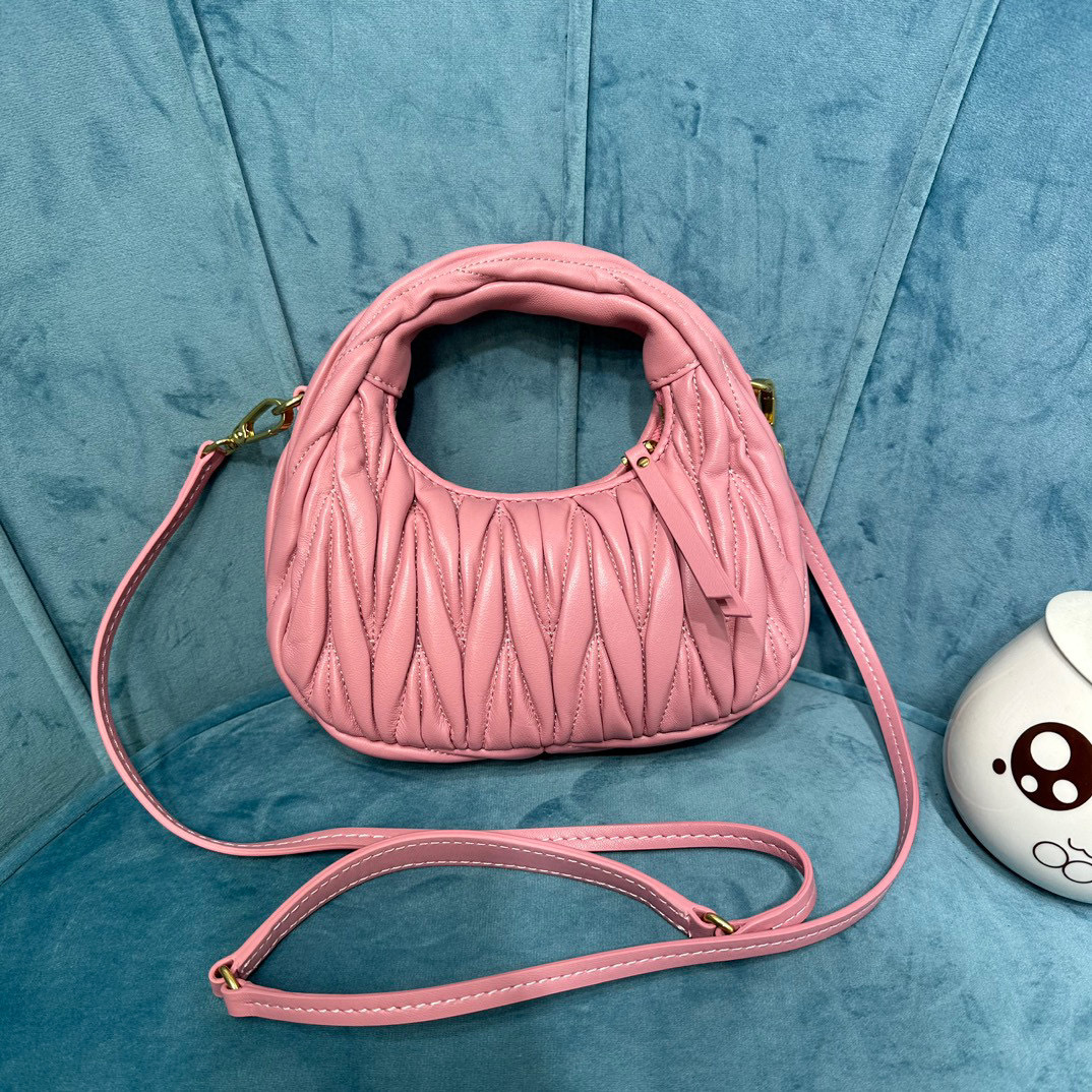 Borsa da ascella Miumiu Dimensioni: 18*10*6cm
