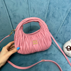 Borsa da ascella Miumiu Dimensioni: 18*10*6cm