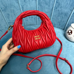 Borsa da ascella Miumiu Dimensioni: 18*10*6cm