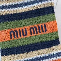 Miumiu shopping bag  Size：33*38*3cm