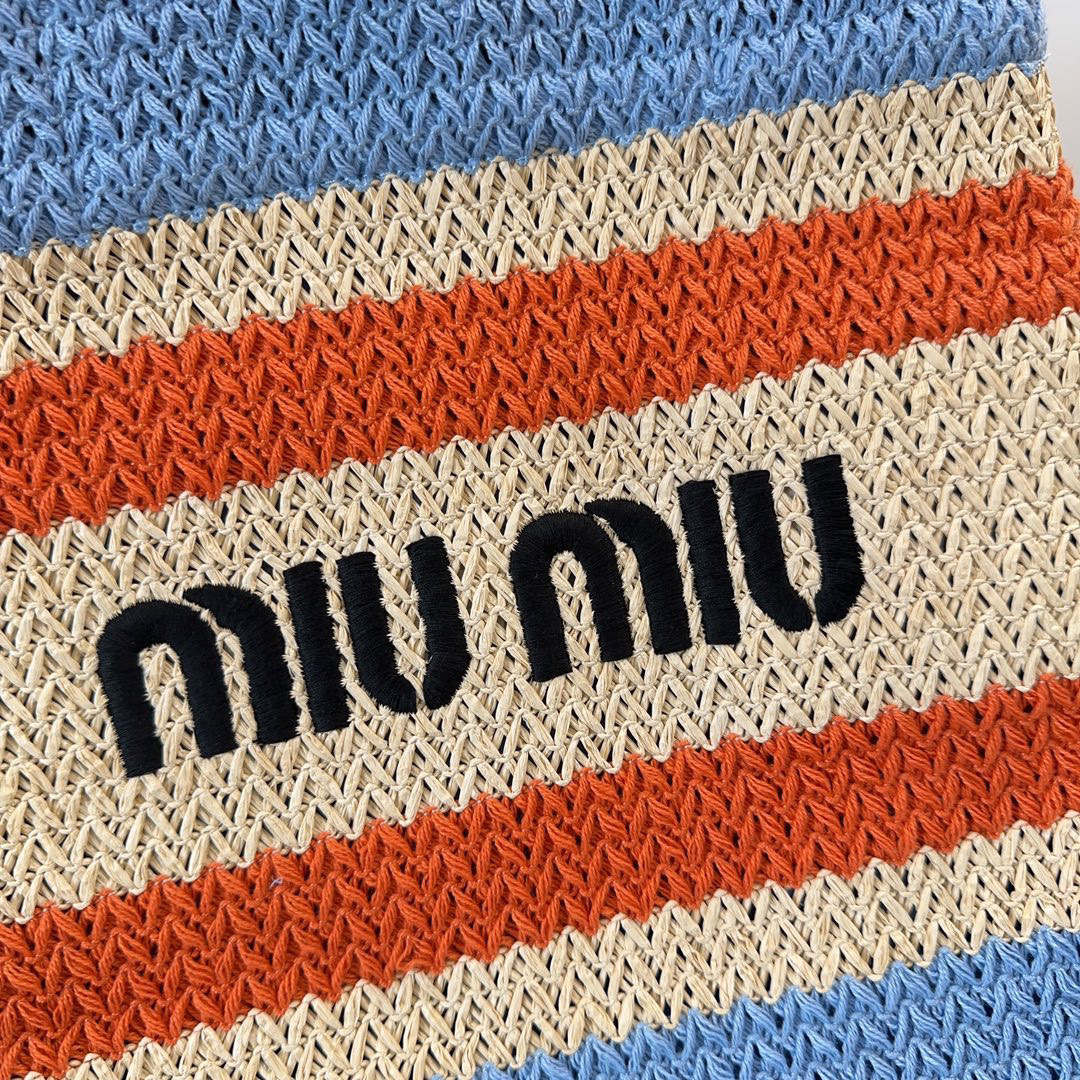 Borsa della spesa Miumiu Dimensioni: 33*38*3cm