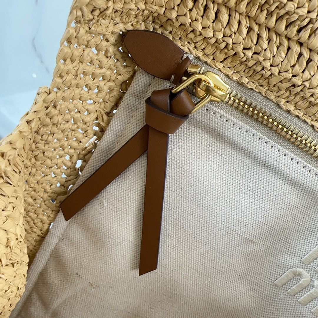 Borsa della spesa Miumiu Dimensioni: 38,5*40*10 cm