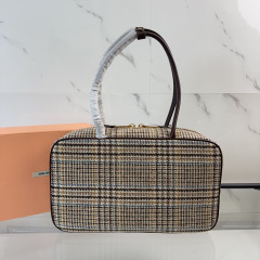 Borsa a mano Miumiu Dimensioni: 34*23*12cm