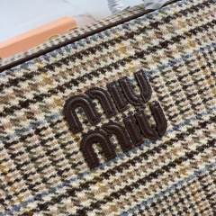 Borsa a mano Miumiu Dimensioni: 34*23*12cm