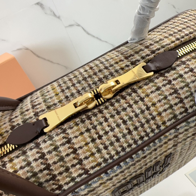Borsa a mano Miumiu Dimensioni: 34*23*12cm