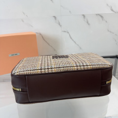 Borsa a mano Miumiu Dimensioni: 34*23*12cm