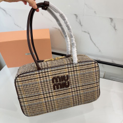 Borsa a mano Miumiu Dimensioni: 34*23*12cm