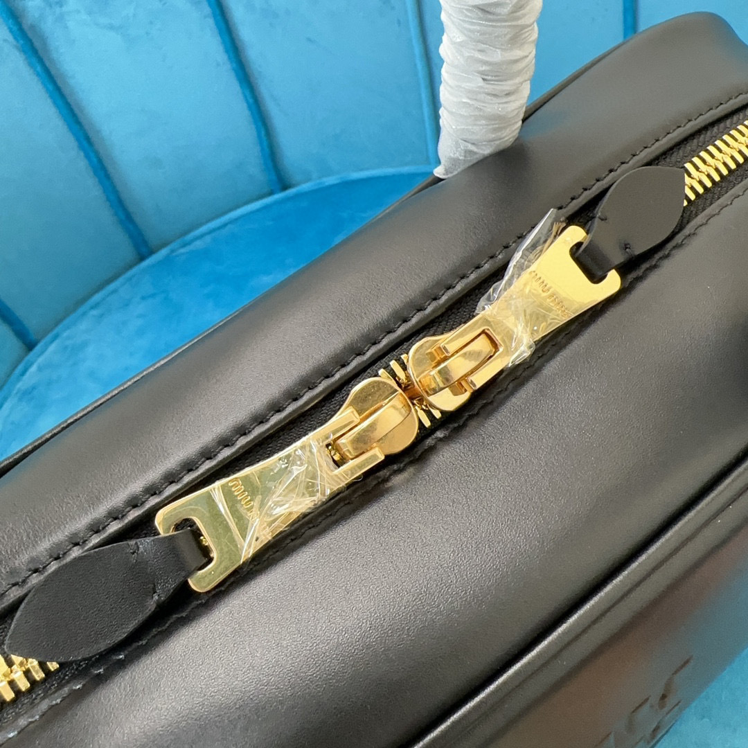 Borsa a cartella Miumiu Dimensioni: 34*10*23cm