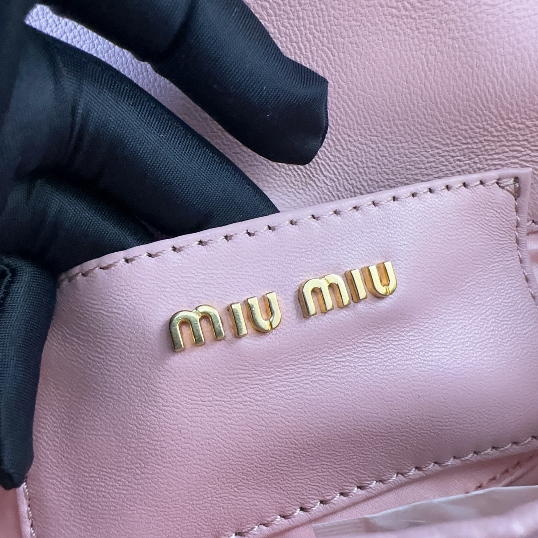 Borsa a tracolla singola Miumiu Dimensioni: 18*9.5*4cm