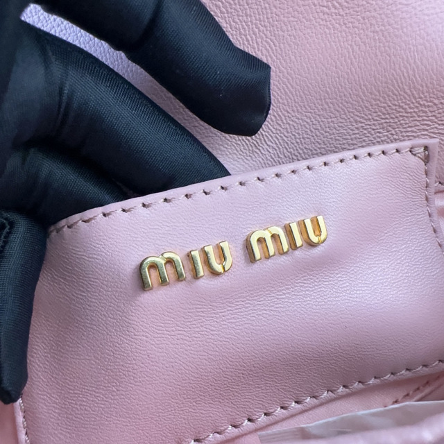 Borsa a tracolla singola Miumiu Dimensioni: 18*9.5*4cm