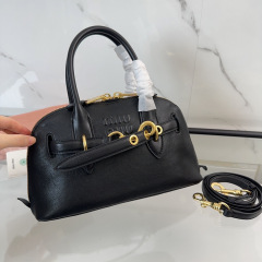 Miumiu Handtasche Größe: 28 * 10 * 16,5 cm