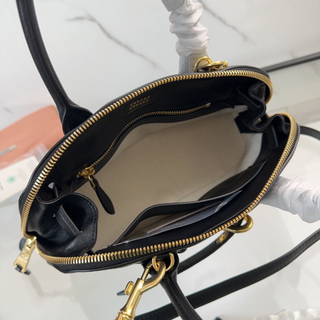 Miumiu Handtasche Größe: 28 * 10 * 16,5 cm