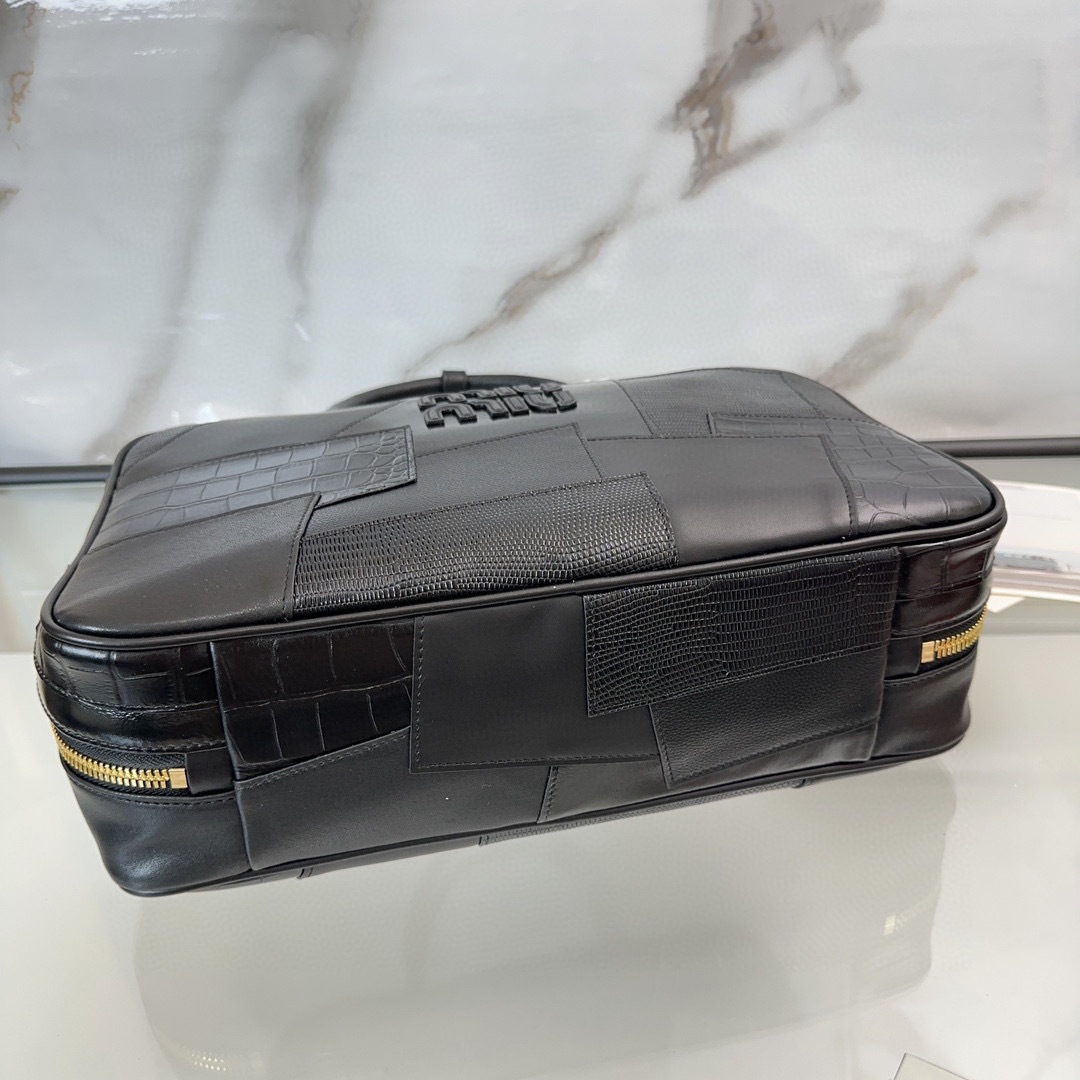 Miumiu Handtasche Größe: 34*23*12cm