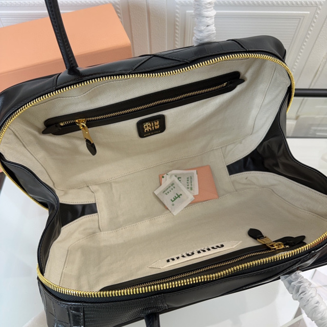 Miumiu Handtasche Größe: 34*23*12cm