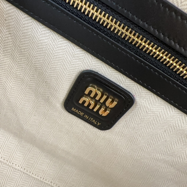 Miumiu Handtasche Größe: 34*23*12cm