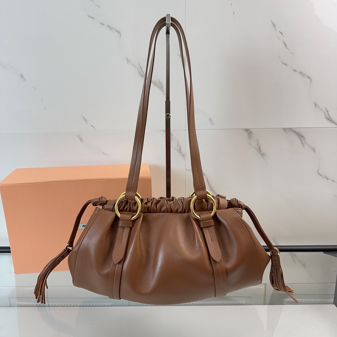 Borsa a tracolla singola Miumiu Dimensioni: 32*16*10,5 cm