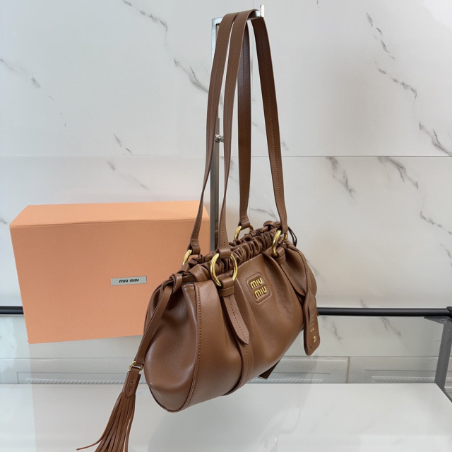 Borsa a tracolla singola Miumiu Dimensioni: 32*16*10,5 cm