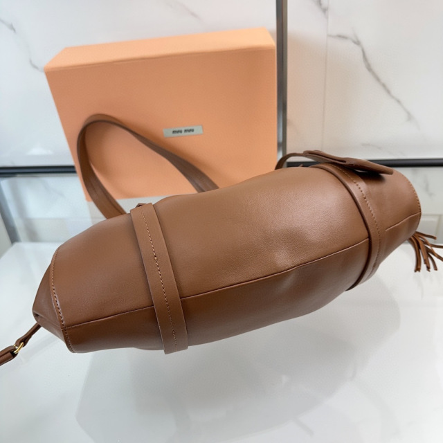 Borsa a tracolla singola Miumiu Dimensioni: 32*16*10,5 cm