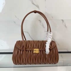 Borsa a mano Miumiu Dimensioni: 28*15*11cm