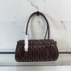 Borsa a mano Miumiu Dimensioni: 28*15*11cm
