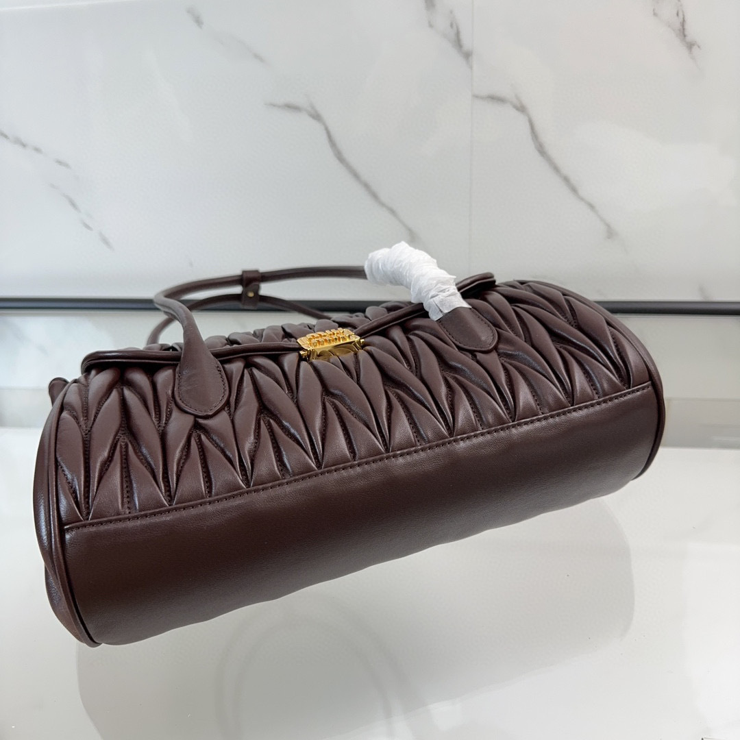 Borsa a mano Miumiu Dimensioni: 28*15*11cm