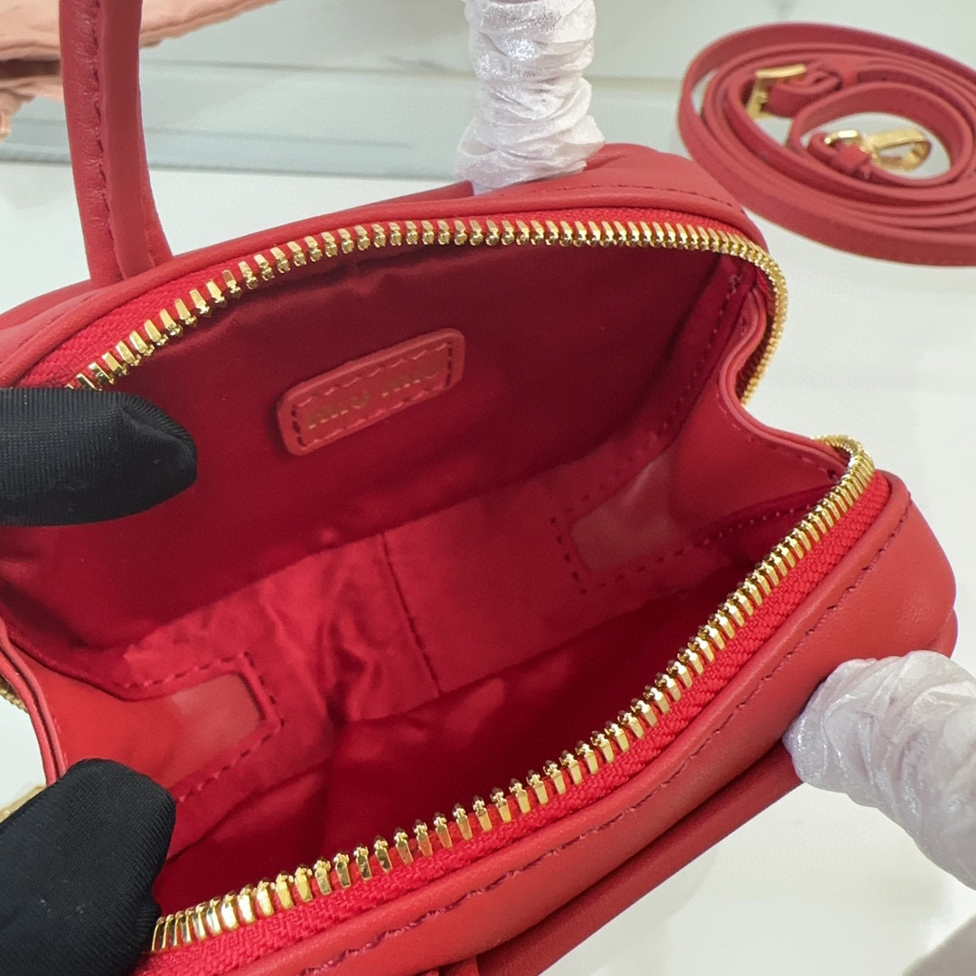 Miumiu Handtasche Größe: 10,5**7*4cm