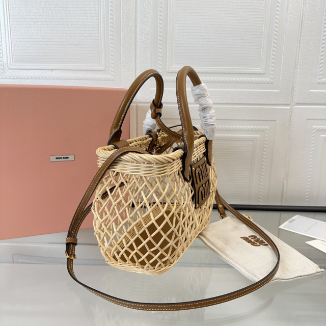 Borsa a mano Miumiu Dimensioni: 18*23,5*9 cm