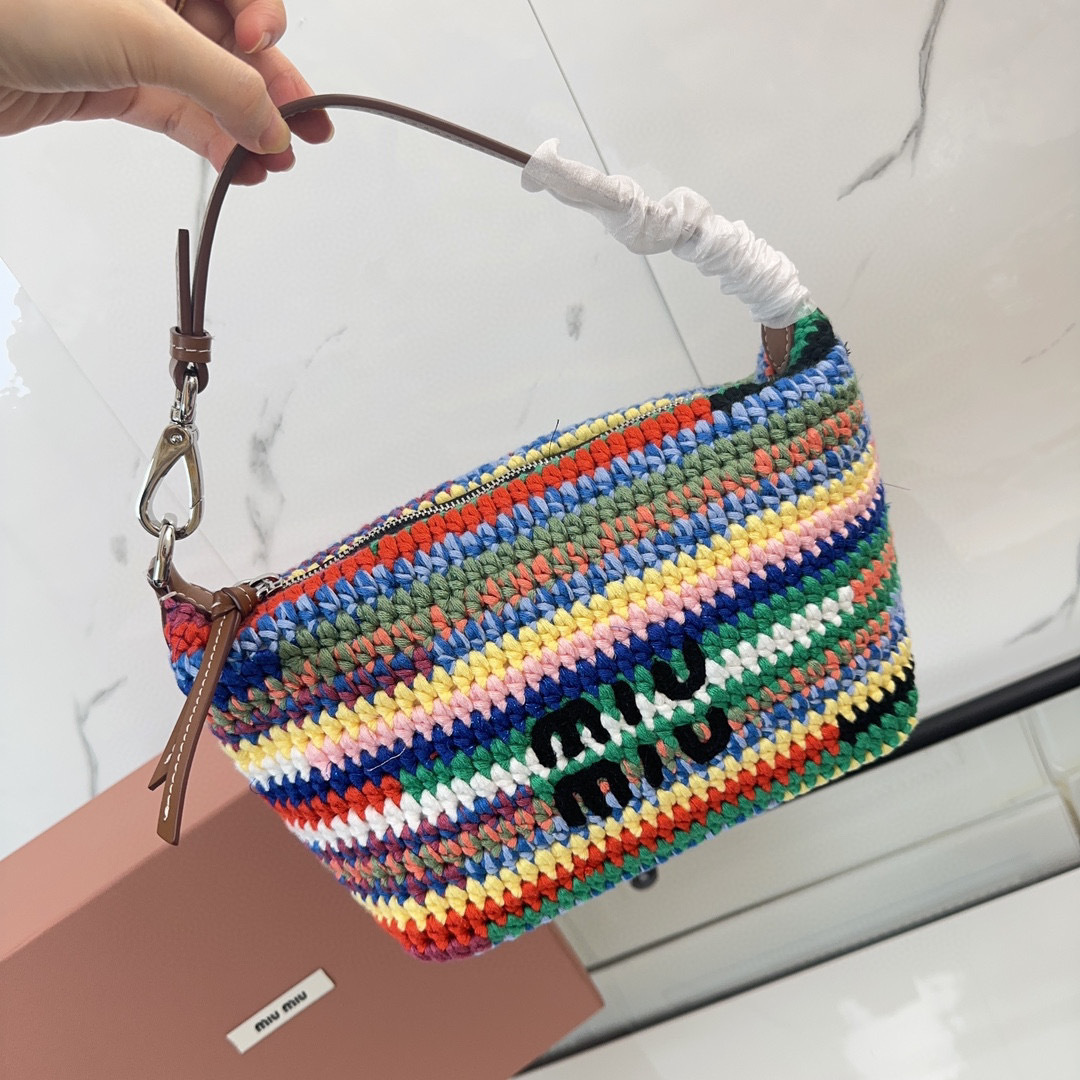 Miumiu Handtasche Größe: 21*14*12cm