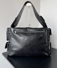 Balenciaga  Single shoulder bag Size：41.9*29*18.9cm