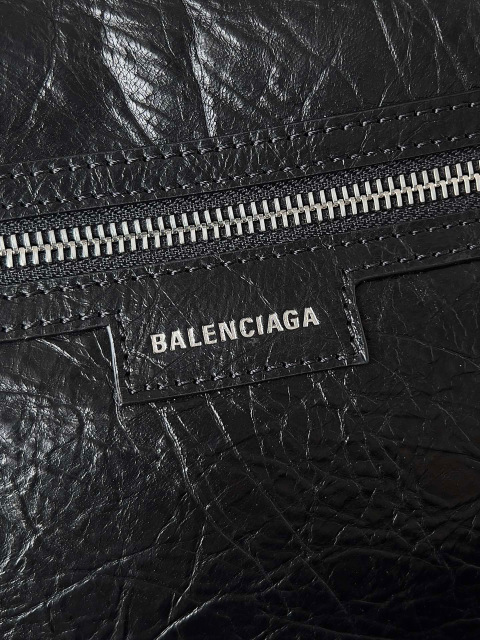 Balenciaga  Single shoulder bag Size：41.9*29*18.9cm