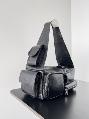 Balenciaga  Single shoulder bag Size：35*12*11cm
