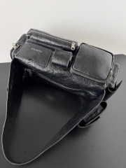 Balenciaga  Single shoulder bag Size：35*12*11cm