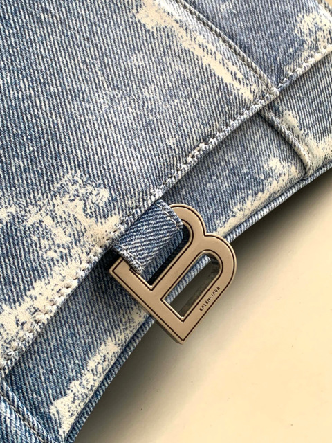 Balenciaga Hand bag    Size：23*15*10cm