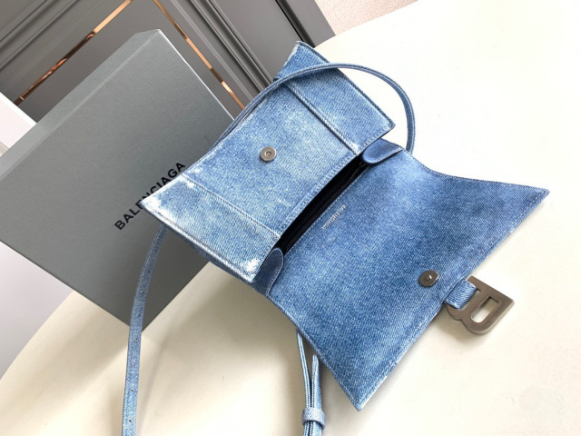 Balenciaga Hand bag    Size：23*15*10cm