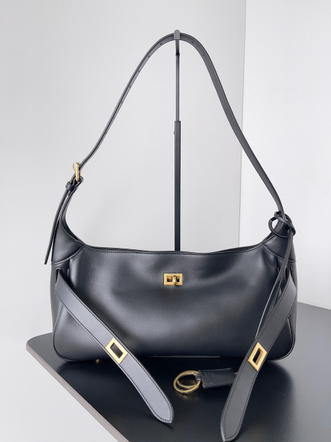 Balenciaga  Single shoulder bag Size：29.9*17*19.8cm