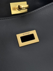 Balenciaga  Single shoulder bag Size：29.9*17*19.8cm
