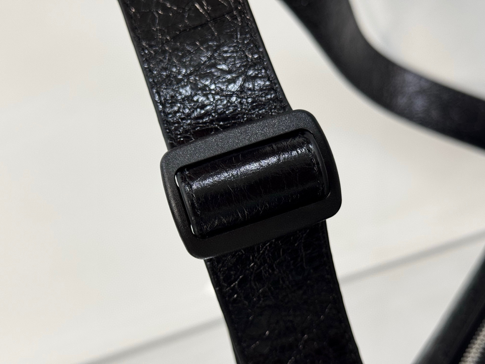 Balenciaga Einzelne Umhängetasche Größe: 22 * 16 * 6 cm