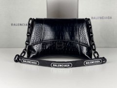 Balenciaga 手拿包 尺寸：29*10*18cm