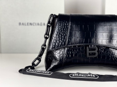 Balenciaga 手拿包 尺寸：29*10*18cm