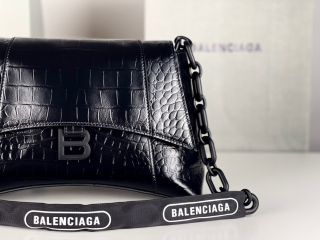 Balenciaga 手拿包 尺寸：29*10*18cm