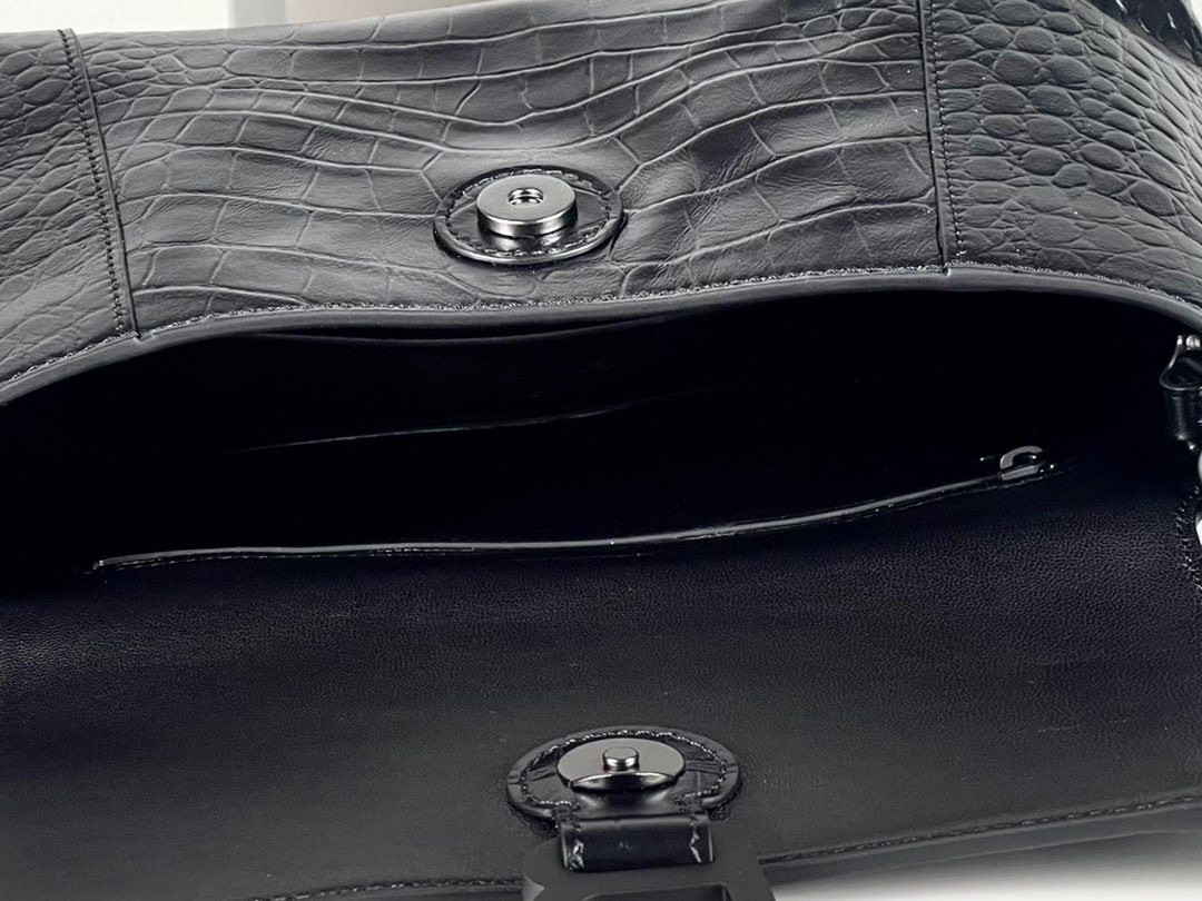 Balenciaga 手拿包 尺寸：29*10*18cm