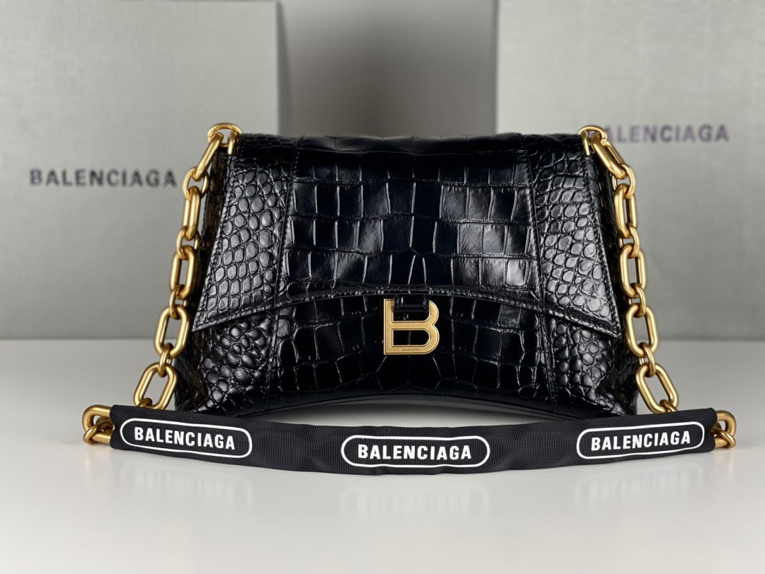 Balenciaga  Hand bag   Size：29*10*18cm