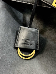 Balenciaga Unterarmtasche Größe: 35 * 17 * 10 cm