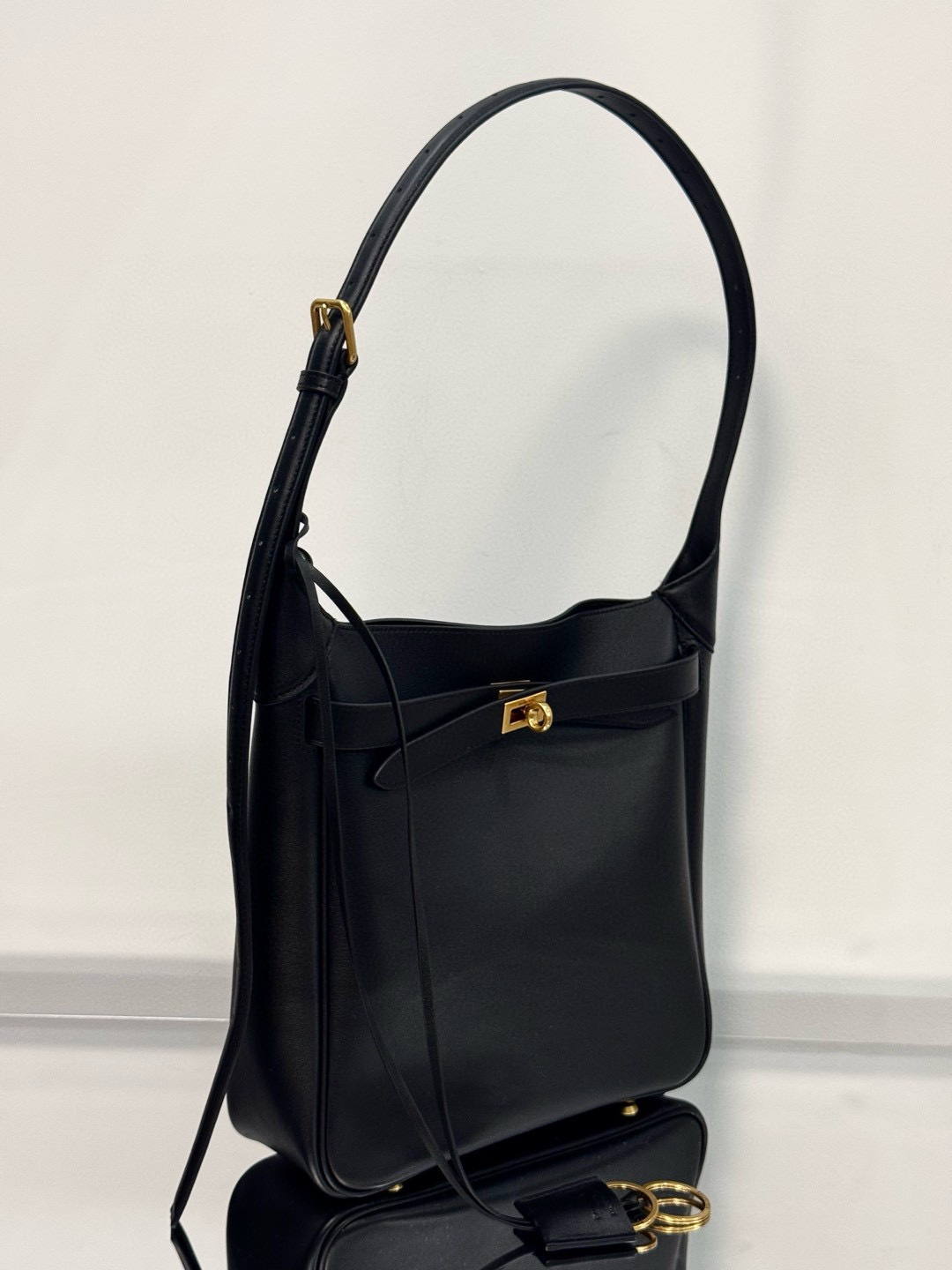 Borsa a secchiello Balenciaga Dimensioni: 25,9*26,9*9,9 cm