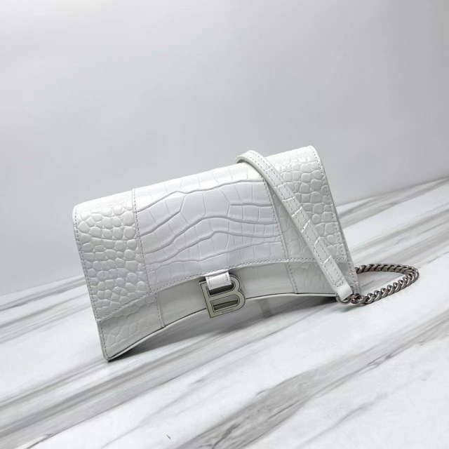 Balenciaga  Single shoulder bag Size：23*14*5.8cm