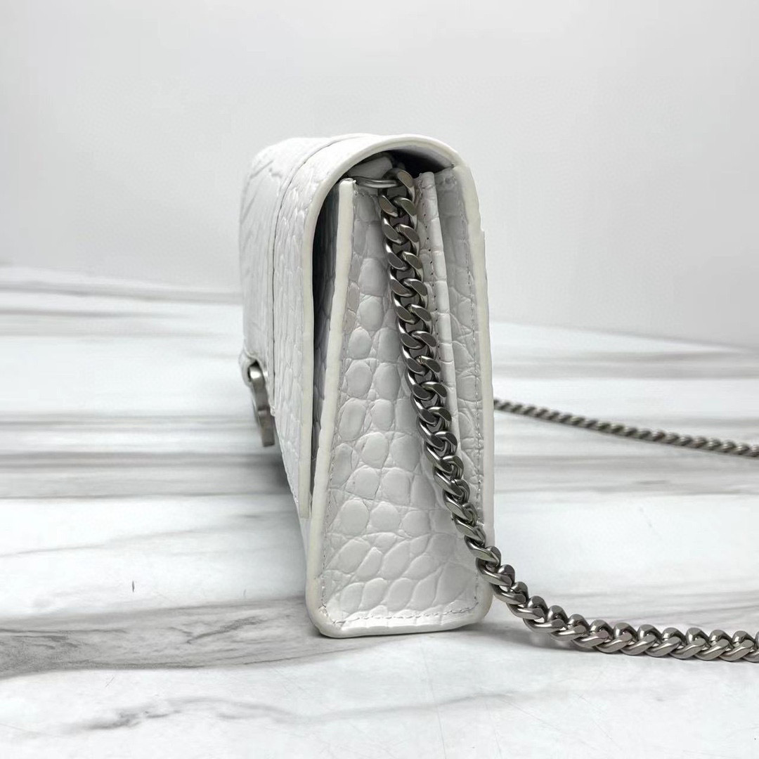 Balenciaga  Single shoulder bag Size：23*14*5.8cm