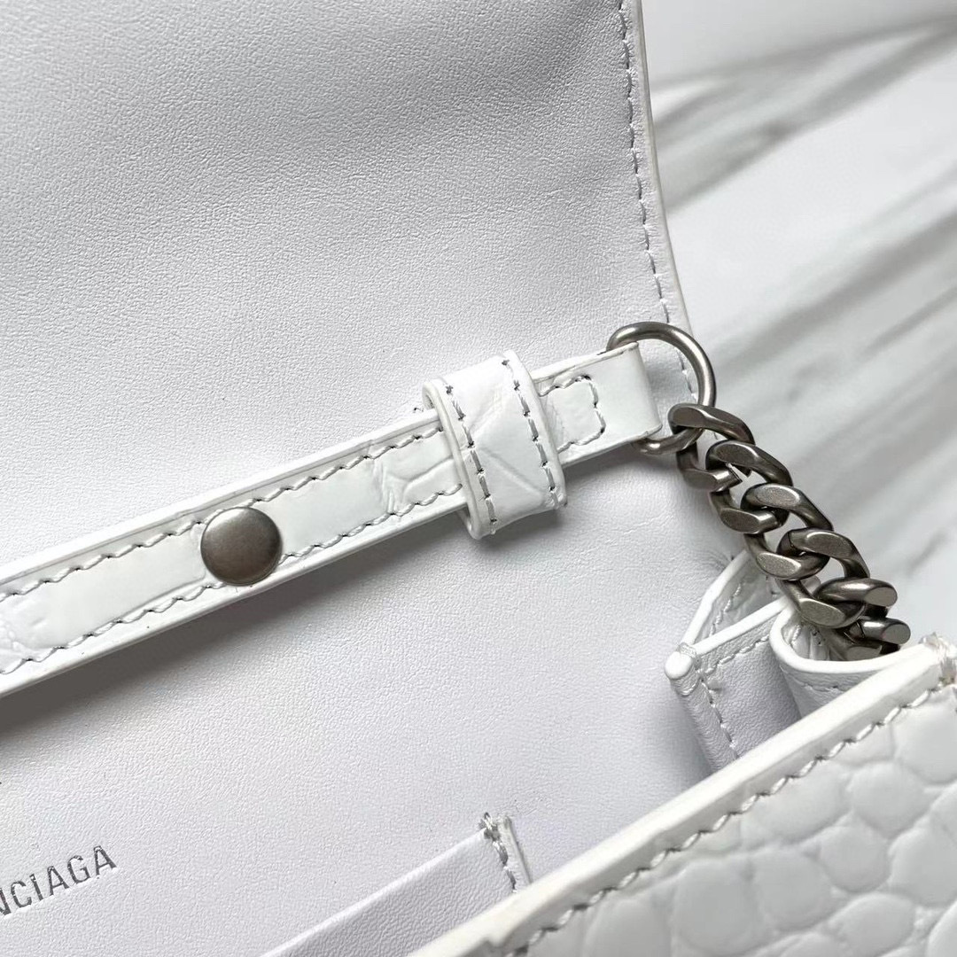 Balenciaga  Single shoulder bag Size：23*14*5.8cm