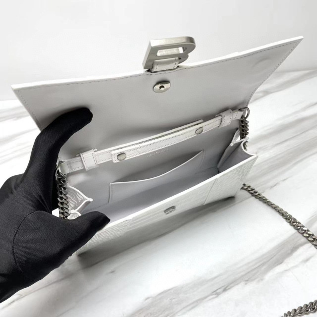 Balenciaga  Single shoulder bag Size：23*14*5.8cm